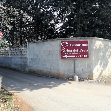 Casina Dei Preti * كونفيرسانو